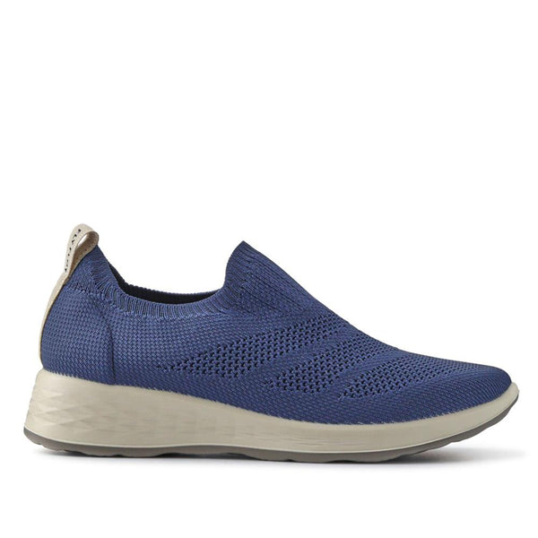 pavers Lightweight Self-Moulding Slip-On Trainers - Blue