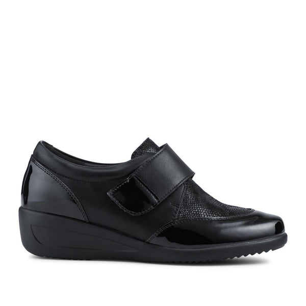 pavers Adjustable Fit Comfy Monk Shoes - Black Multi