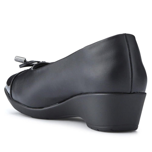 Pavers Bow-Detailed Wedged Pumps - Black