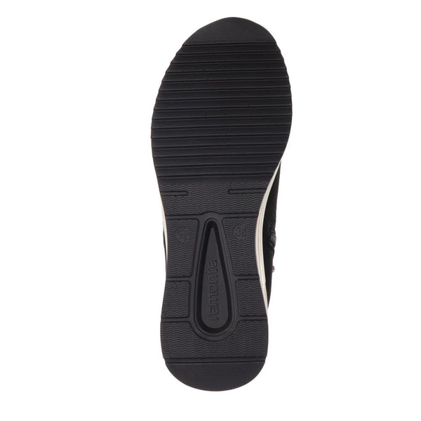 Pavers Chunky Leather Ankle Boots - Black