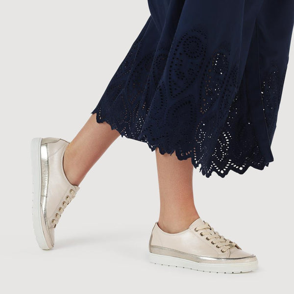 Pavers Chunky-Soled Leather Trainers - Cream