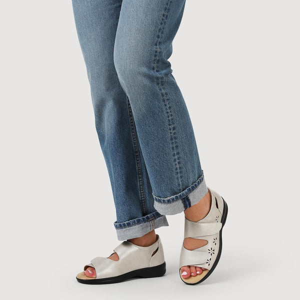 Pavers Extra-Wide Adjustable Shoes - Beige