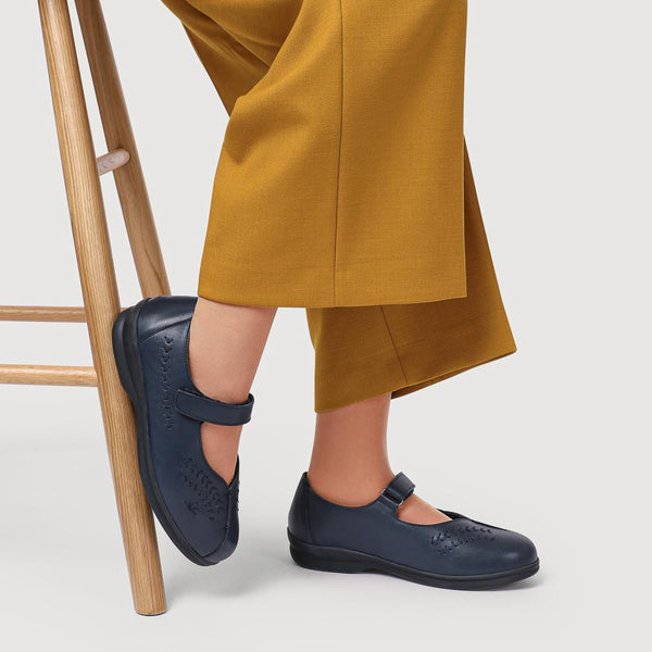 Pavers Extra-Wide Leather Mary Janes - Navy