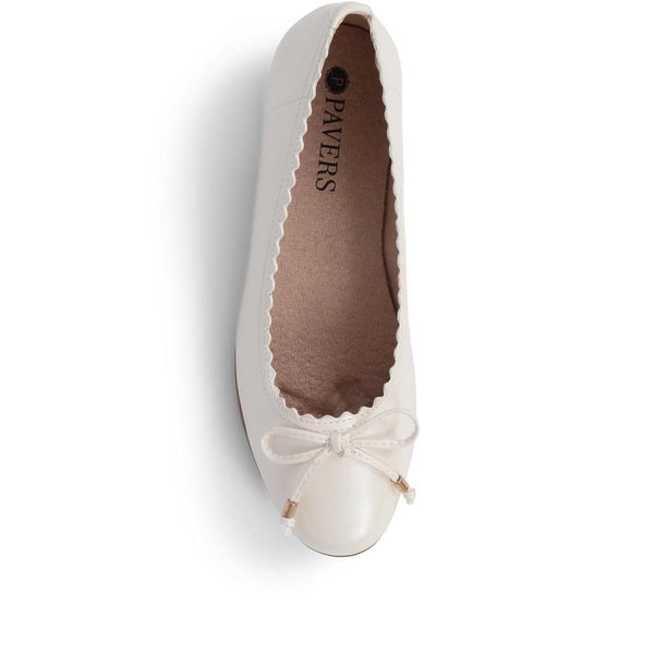 Pavers Flat Ballet Pumps - Pearl