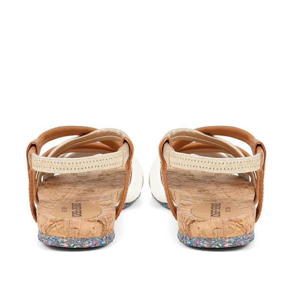 Pavers Flat Leather Sandals - Tan Multi