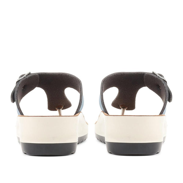 Pavers Fly Flot Toe Post Sandals - Blue