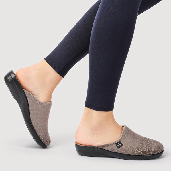 pavers FylFlot Self-Moulding Velour Mules - Taupe