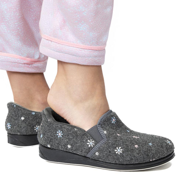 Pavers Just Step In Memory Foam Slippers - Grey
