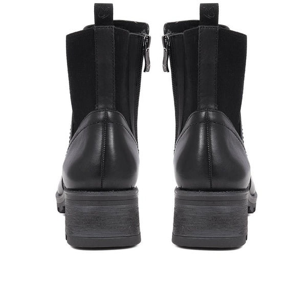 Pavers Leather Cleated Sole Chelsea Boots - Black