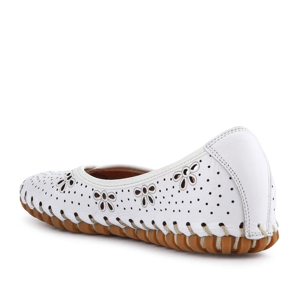 Pavers Leather Cushioned Pumps - White