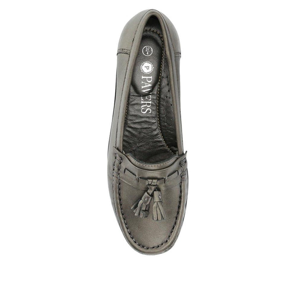 Pavers Leather Slip-On Loafers - Pewter