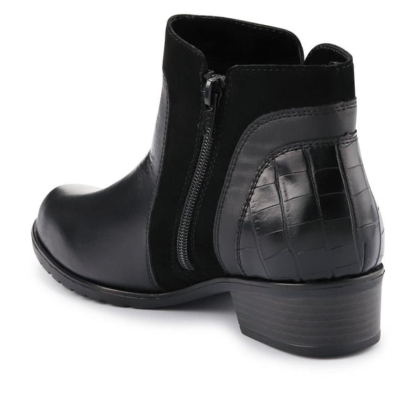 Pavers Leather Stitched Ankle Boots - Black