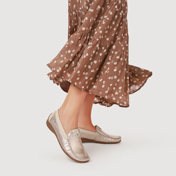 Pavers Leather Stitched-Detail Loafers - Metallic