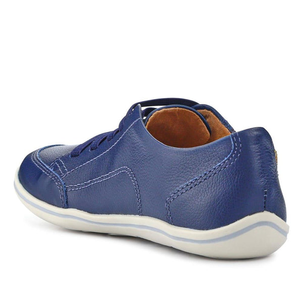 Pavers Leather Trainer With Zip Detail - Navy