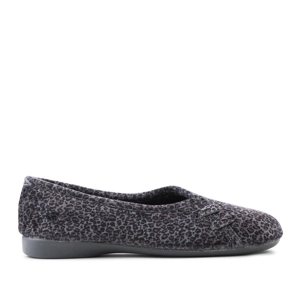 pavers Leopard Print Slippers - Grey Leopard