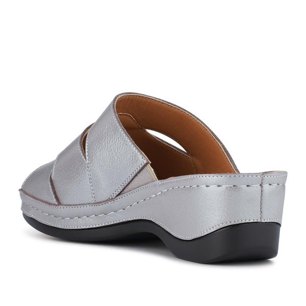 Pavers Lightweight Cushioned Mules - Metallic