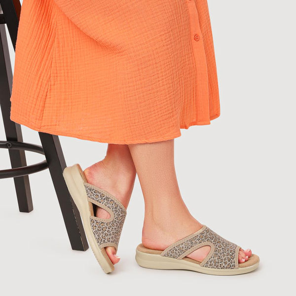 Pavers Lightweight Slip-on Mules - Leopard