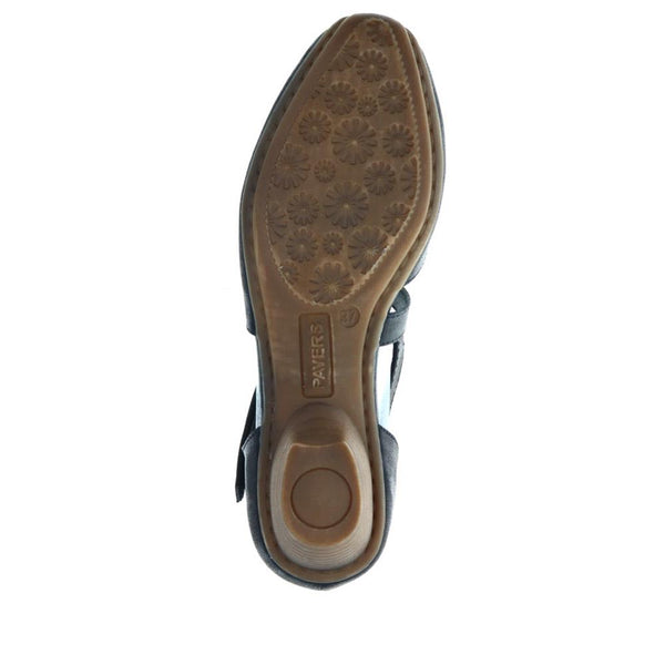 Pavers Low-Heeled Court Shoes - Black