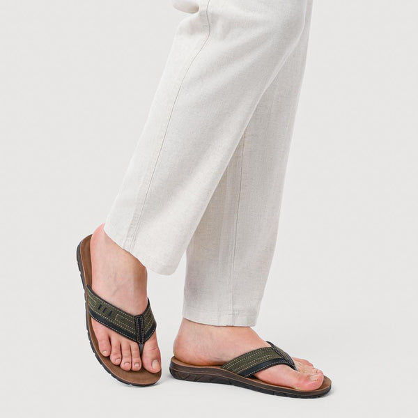 Pavers Men's Slip-On Toe Post Sandals - Brown