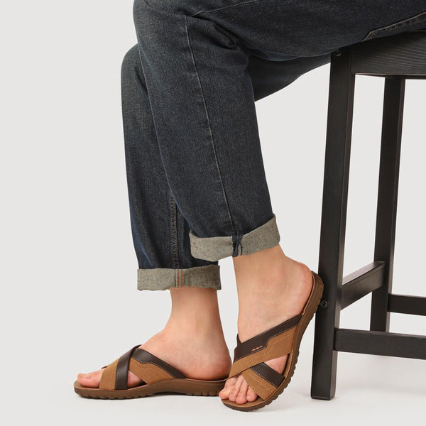 Pavers Men's Strappy Slides - Brown