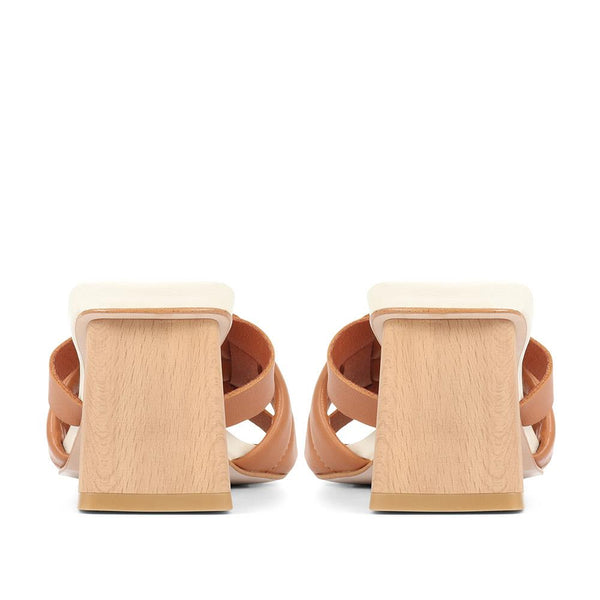 Pavers Pamela-02 Leather Block Heeled Mules - Camel