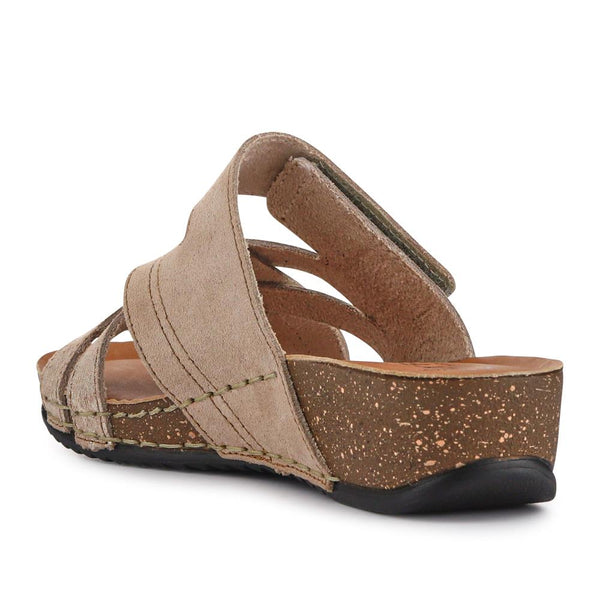 Pavers Shock-Absorbing Leather Sandals - Beige