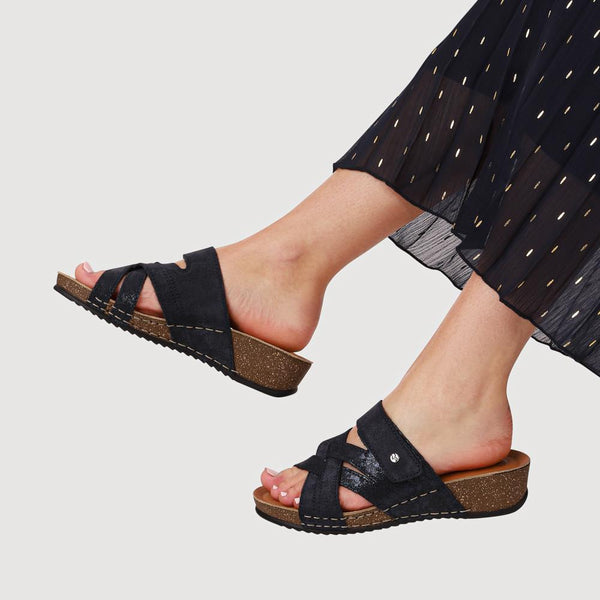 Pavers Shock-Absorbing Leather Sandals - Blue