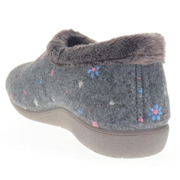 Pavers Slip-On Full Slippers - Grey Floral