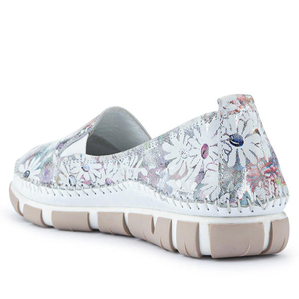 Pavers Slip-On Leather Pumps - Floral
