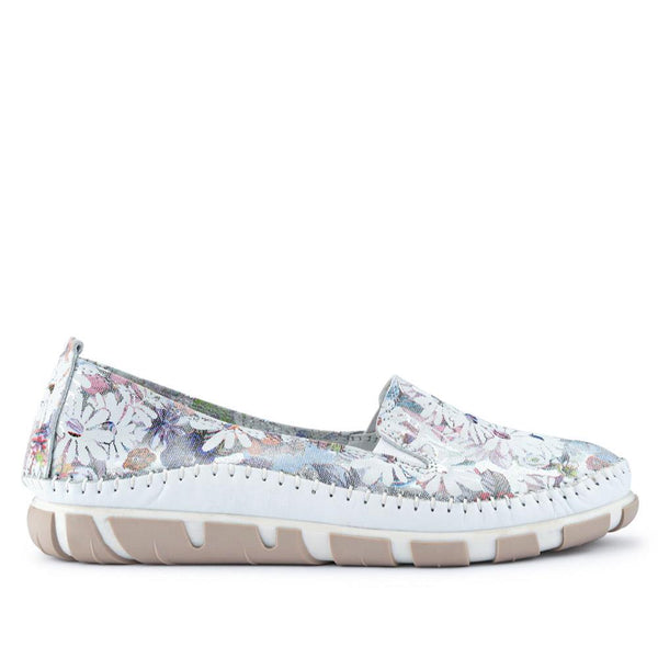 pavers Slip-On Leather Pumps - Floral