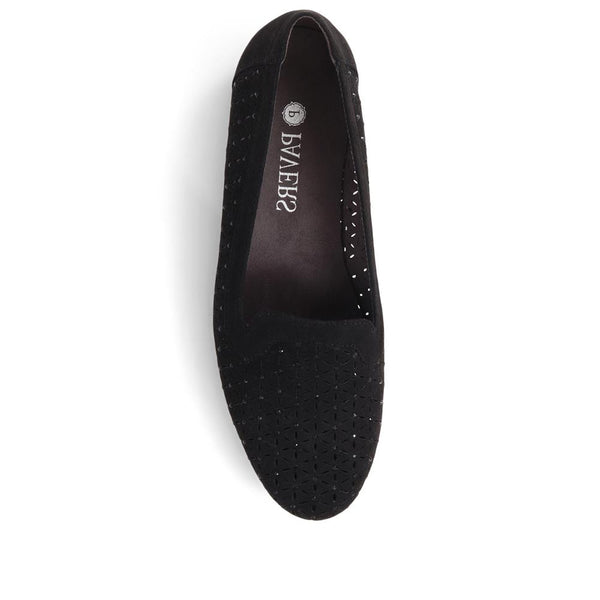 Pavers Slip-On Pumps - Black