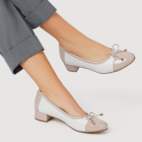 Pavers Smart Two-Tone Pumps - White-Beige
