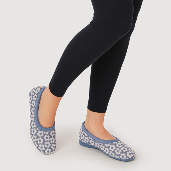 Pavers Soft Lightweight Full Slippers - Blue
