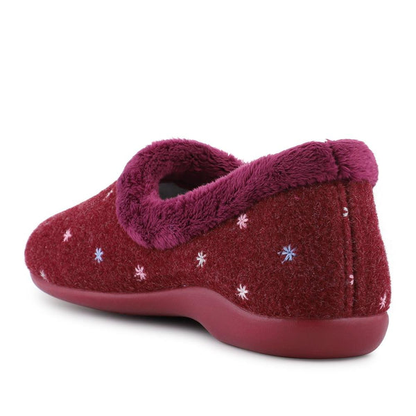 Pavers Star Pattern Full Slippers - Burgundy