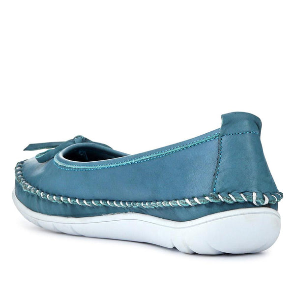 Pavers Stitched Leather Pumps - Denim