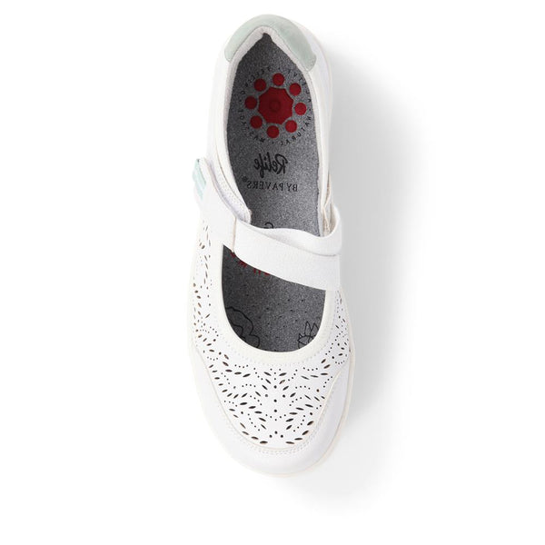 Pavers Touch-Fasten Trainer Pumps - Off White