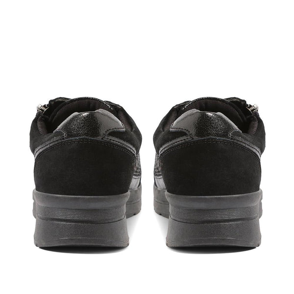 Pavers Wide Fit Lace-Up Leather Trainers - Black