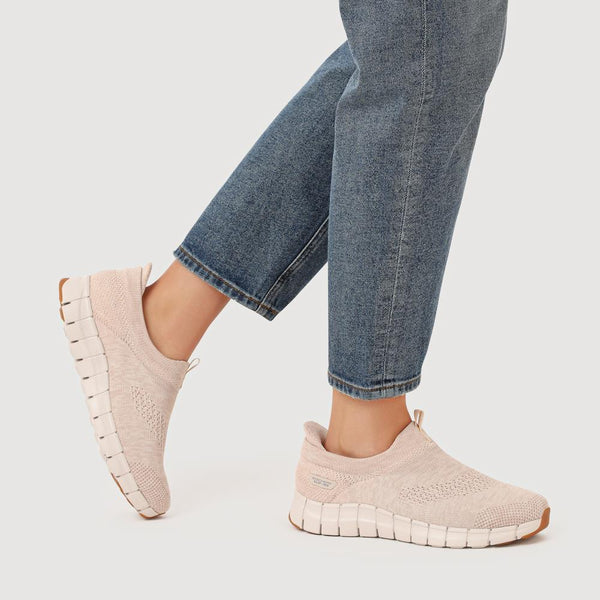 Pavers Skechers FLEX STEP Wide Fit Slip-In Trainers - Sand