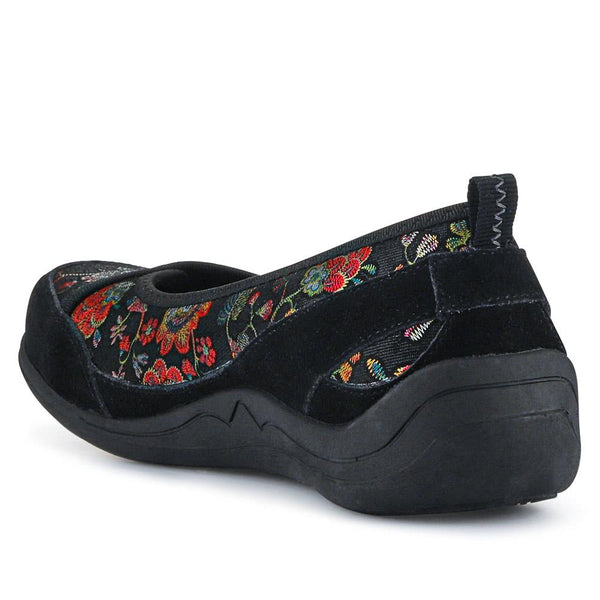 Pavers Slip-On Patterned Lightweight Pumps - Black Floral
