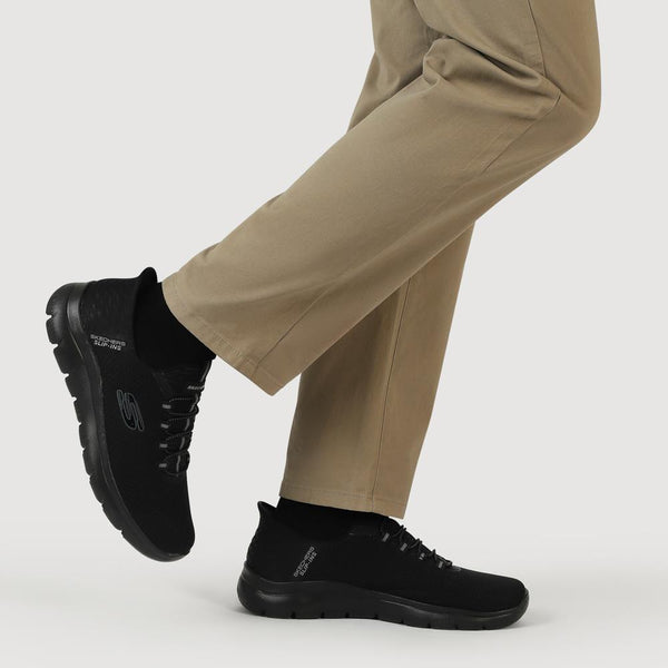 Pavers Wide Fit Skechers Slip-ins: Summits - High Range - Black