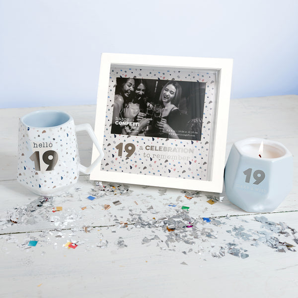 Pavilion Gift Company 19 7.5" Shadow Box Frame (Holds 6" X 4" Photo)