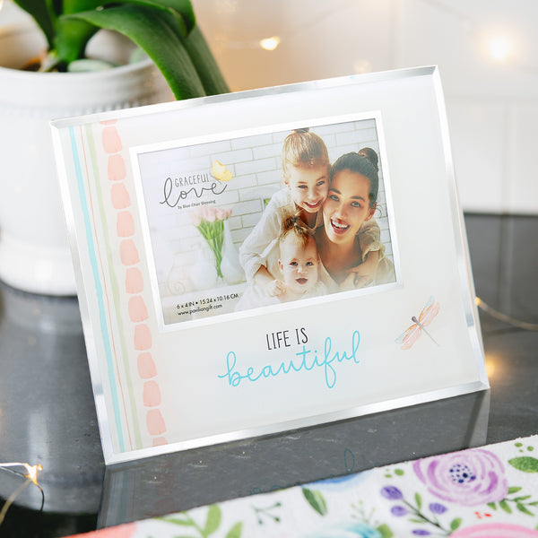 Pavilion Gift Company Beautiful 9.25" X 7.25" Frame (Holds 6" X 4" Photo)