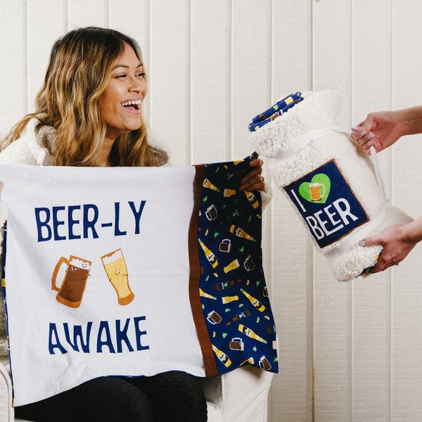 Pavilion Gift Company Beer-ly Awake 20" X 26" Pillowcase