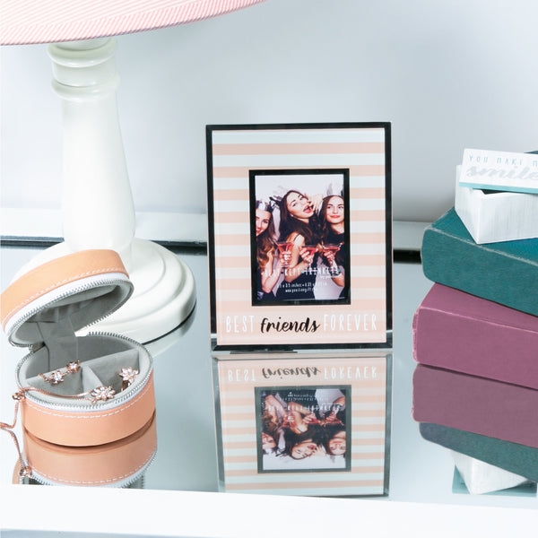 Pavilion Gift Company Best Friends 4.75" X 6" Frame (Holds 2.5" X 3.5" Photo)