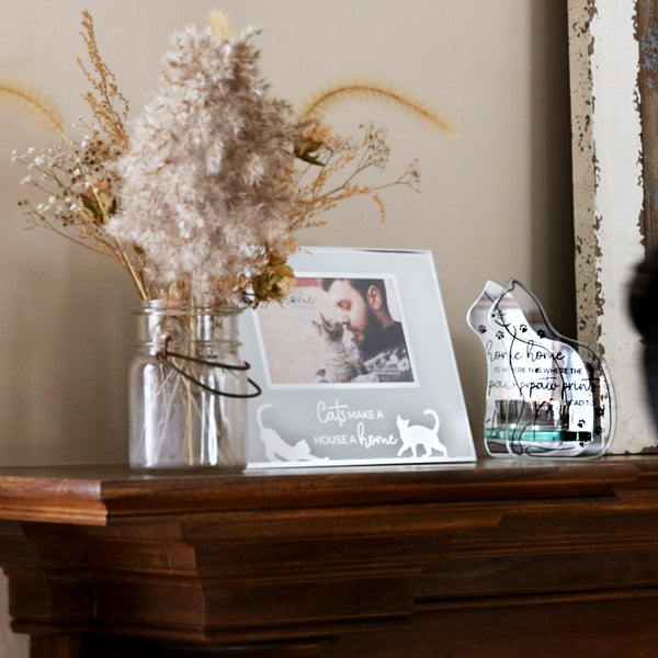 Pavilion Gift Company Cats 9.25" X 7.25" Frame (Holds 6" X 4" Photo)