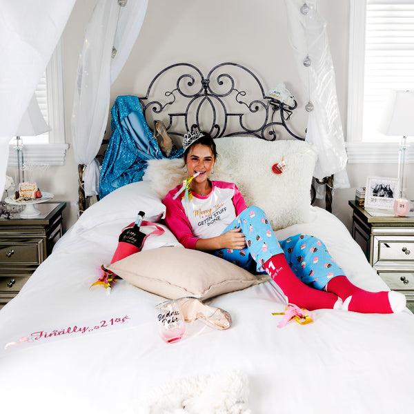 Pavilion Gift Company Cupcakes M Light Blue Unisex Lounge Pants