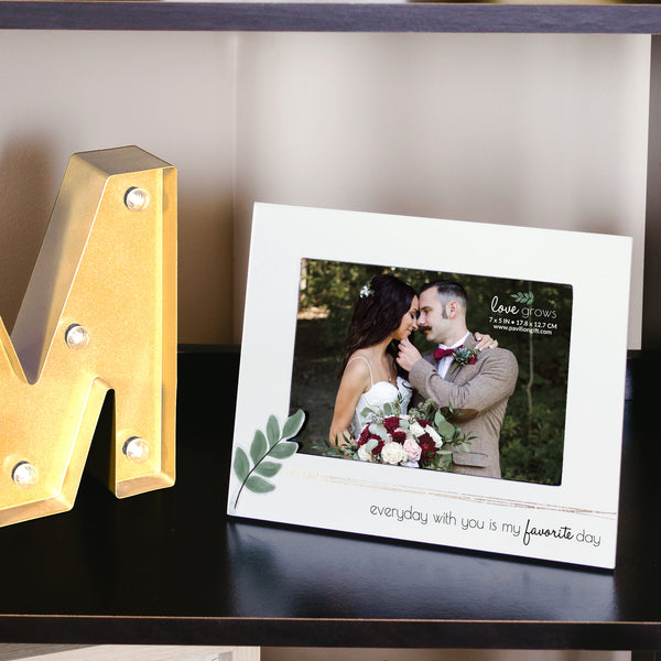 Pavilion Gift Company Favorite Day 9" X 7.25" MDF Frame (Holds 5" X 7" Photo)