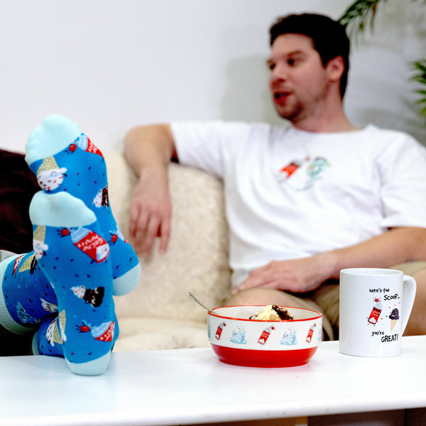 Pavilion Gift Company Here's The Scoop 18 Oz Mug And Sock Set