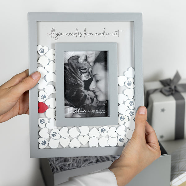 Pavilion Gift Company Love And A Cat 8" X 10" Picture Frame (Holds 3.5" X 5.5" Photo)