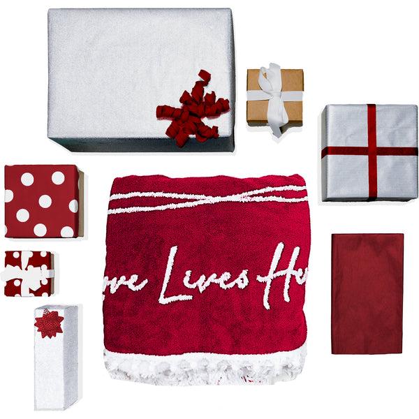 Pavilion Gift Company Love Lives Here 50" X 60" Inspirational Plush Blanket